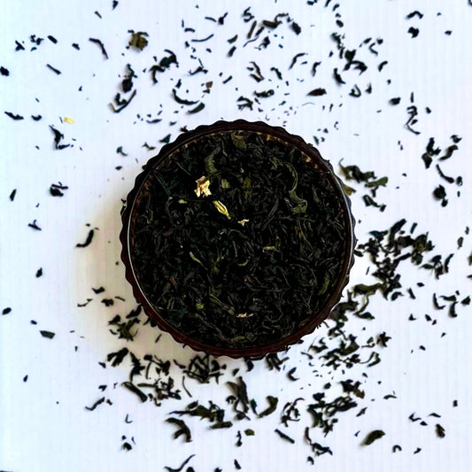 The Oolong Embrace